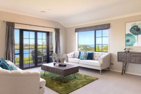 Photo of property in 10 Clansman Terrace, Gulf Harbour, Whangaparaoa, 0930
