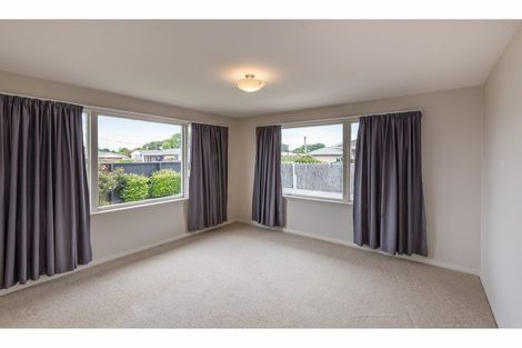 Photo of property in 6 Strathfield Avenue, Dallington, Christchurch, 8061
