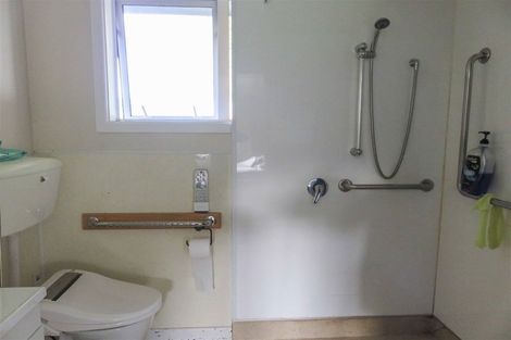 Photo of property in 351 Bay Road, West Plains, Invercargill, 9879