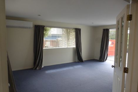 Photo of property in 9 Courtfield Close, Parklands, Christchurch, 8083