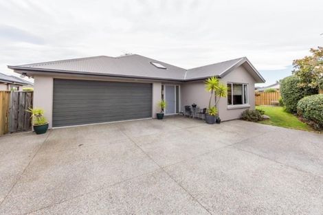 Photo of property in 37 Beechwood Drive, Northwood, Christchurch, 8051
