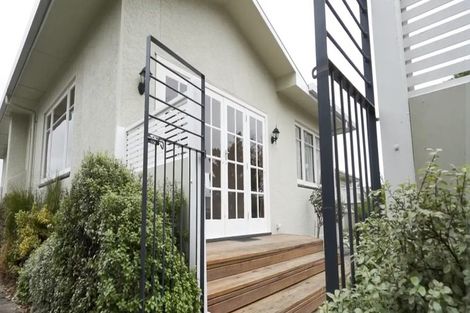 Photo of property in 215 Park Road North, Parkvale, Hastings, 4122