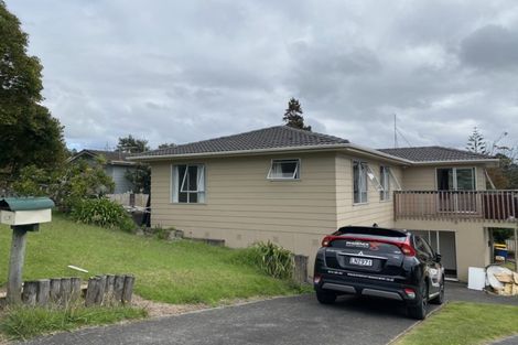 Photo of property in 18 Malmo Place, Massey, Auckland, 0614