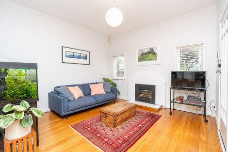 Photo of property in 39 Abbotsford Street, Whitiora, Hamilton, 3200
