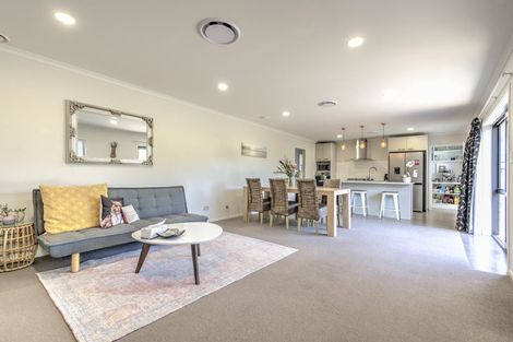 Photo of property in 25 Piwakawaka Court, Rototuna North, Hamilton, 3210