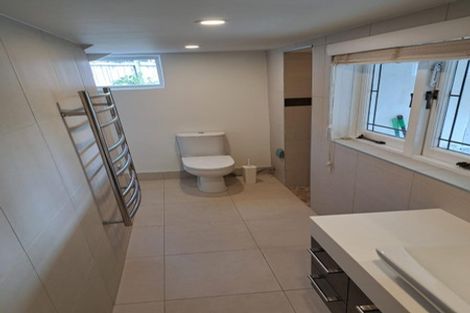 Photo of property in 203 Godley Road, Titirangi, Auckland, 0604
