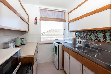 Photo of property in 21 Newbridge Place, Ilam, Christchurch, 8041