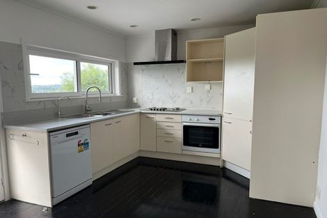 Photo of property in 1/56 Manuka Road, Glenfield, Auckland, 0629