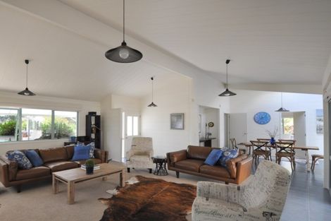 Photo of property in 18 Conqueror Rise, Pauanui, Hikuai, 3579