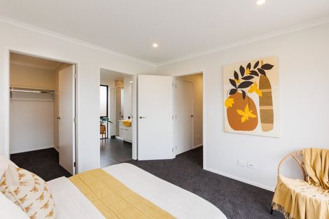 Photo of property in 8 Pahiki Crescent, Levin, 5510