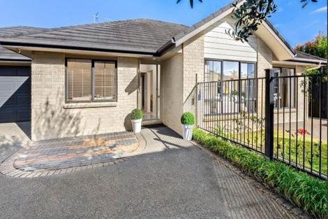 Photo of property in 3 Dunoon Close, Flat Bush, Auckland, 2016