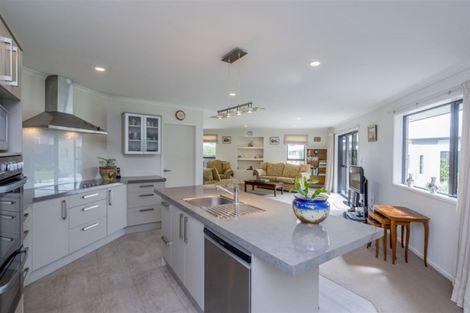 Photo of property in 38 Okarito Avenue, Levin, 5510