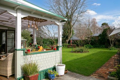 Photo of property in 169 Victoria Street, Cambridge, 3434