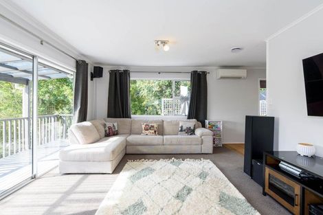 Photo of property in 57 Redwood Drive, Massey, Auckland, 0614