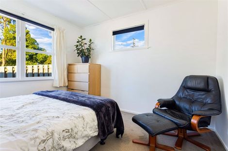 Photo of property in 123 Waimumu Road, Massey, Auckland, 0614