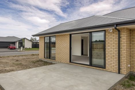 Photo of property in 16 Fairbairn Road, Rolleston, 7614