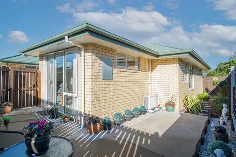 Photo of property in 7/24 Avonhead Road, Avonhead, Christchurch, 8042