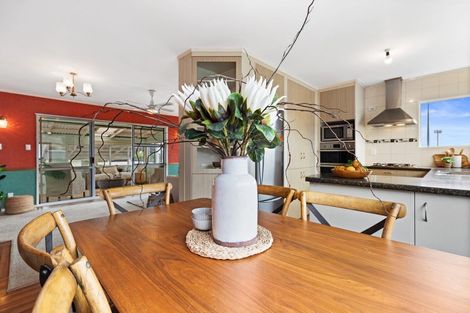 Photo of property in 62 Atuaroa Avenue, Te Puke, 3119