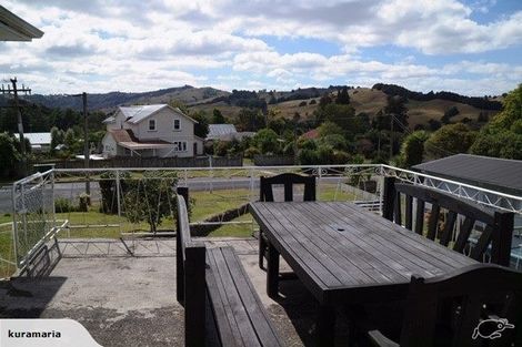 Photo of property in 2 Hikurangi Terrace, Taumarunui, 3920