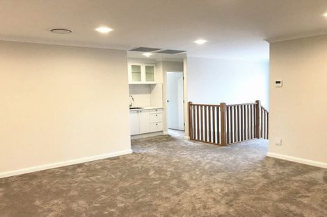 Photo of property in 32 Hikuawa Road, Flat Bush, Auckland, 2019