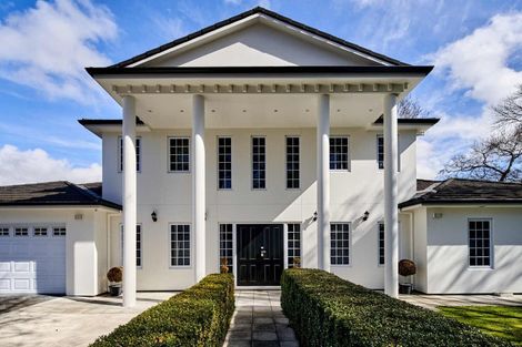 Photo of property in 2 Blundell Way, Heretaunga, Upper Hutt, 5018