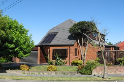 Photo of property in 51 Westgrove Avenue, Avonhead, Christchurch, 8042