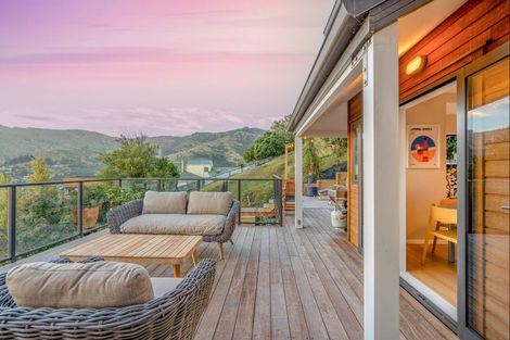 Photo of property in 30 Gilmour Terrace, Lyttelton, 8082