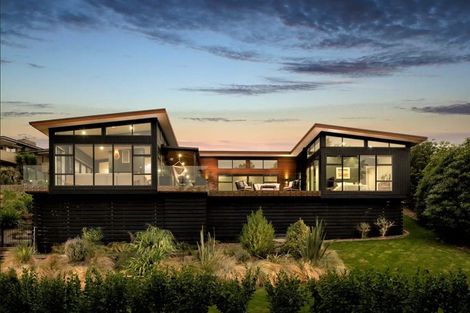 Photo of property in 1 Quarry Hill Terrace, Kennedys Bush, Christchurch, 8025