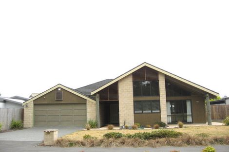 Photo of property in 128 Rothesay Road, Parklands, Christchurch, 8083