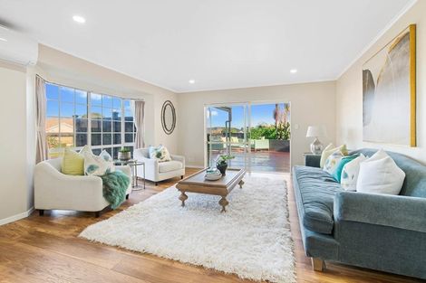 Photo of property in 13 Oakridge Way, Northpark, Auckland, 2013