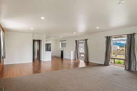 Photo of property in 560 Waiapu Road, Tolaga Bay, 4077