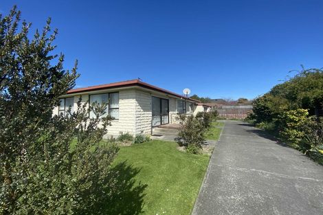 Photo of property in 1/14 Momorangi Crescent, Redwood, Christchurch, 8051