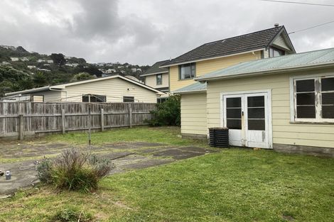 Photo of property in 88 Freyberg Street, Lyall Bay, Wellington, 6022