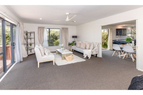 Photo of property in 13 Brooker Place, Kirwee, Darfield, 7571