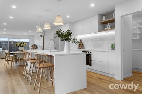 Photo of property in 11 Waterford Farm Road, Halswell, Christchurch, 8025