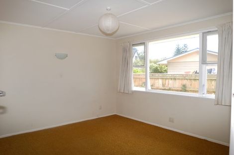 Photo of property in 6 Eruini Street, Waikanae Beach, Waikanae, 5036