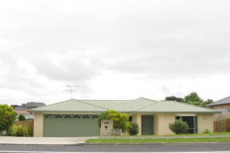 Photo of property in 473 Great South Road, Opaheke, Papakura, 2113