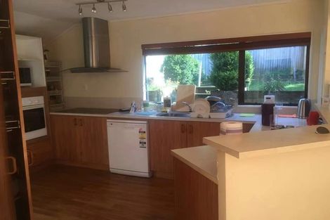 Photo of property in 7 Clarion Place, Glendene, Auckland, 0602