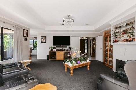 Photo of property in 2 Brackenburn Drive, Ohauiti, Tauranga, 3112