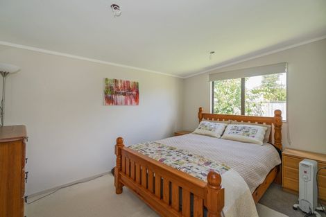 Photo of property in 15 Athenree Road, Athenree, Katikati, 3177