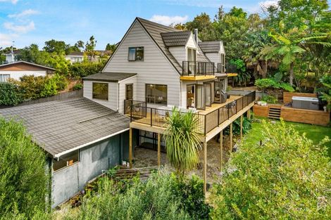 Photo of property in 133 Sandspit Road, Shelly Park, Auckland, 2014