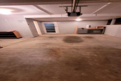 Photo of property in 8 Kitchener Terrace, Moturoa, New Plymouth, 4310