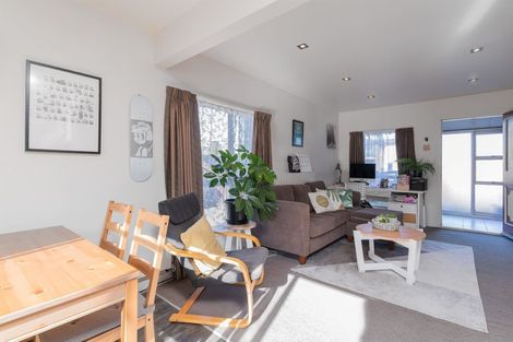 Photo of property in 2/106 Barrington Street, Somerfield, Christchurch, 8024