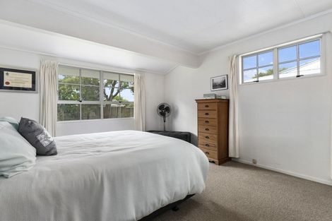 Photo of property in 72b Oakfield Crescent, Pukete, Hamilton, 3200