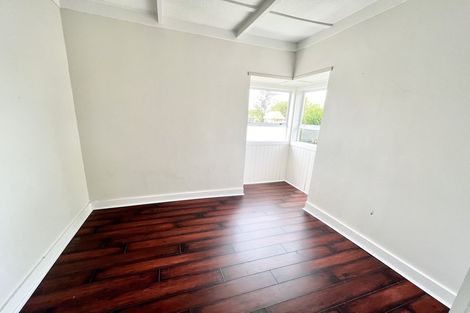 Photo of property in 1/84 Lynwood Road, New Lynn, Auckland, 0600