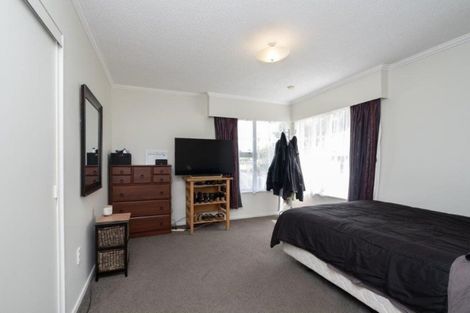 Photo of property in 24 High Street South, Eltham, 4322