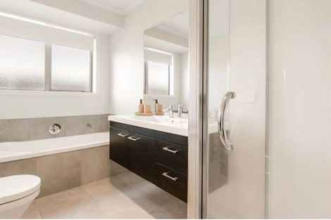 Photo of property in 40 Richardson Road, Omokoroa, 3114