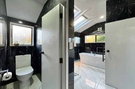 Photo of property in 11 Goodwood Drive, Goodwood Heights, Auckland, 2105