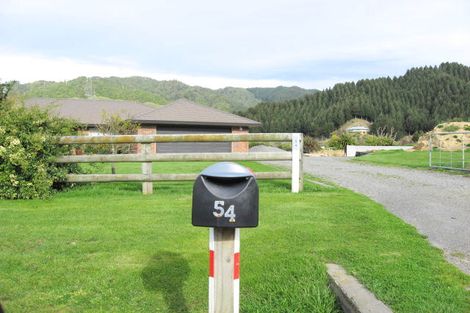 Photo of property in 54 Mahaki Road, Nikau Valley, Paraparaumu, 5032