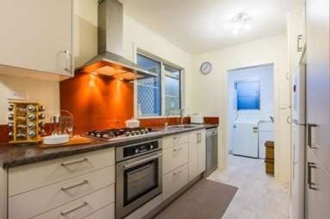 Photo of property in 8 Wyman Place, Pakuranga Heights, Auckland, 2010